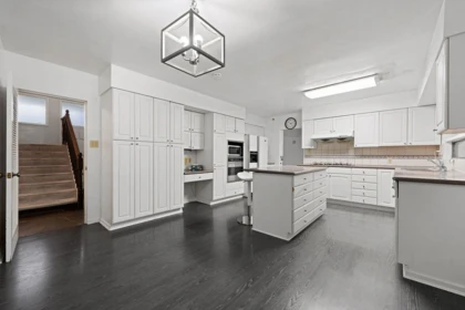 Kitchen Photo of 1042 W 48th Avenue, Vancouver, BC