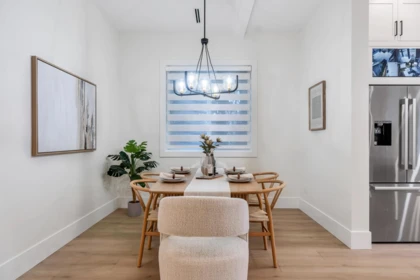 Breakfast Nook Photo of 15572 Oxenham Avenue, White Rock, BC
