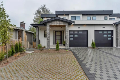 15572 Oxenham Avenue, White Rock, BC, White Rock — Half Duplex for sale
