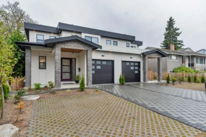15572 Oxenham Avenue, White Rock, BC, White Rock — Half Duplex for sale
