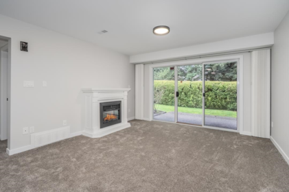 Hallway Photo of 35 3055 Trafalgar Street, Abbotsford, BC