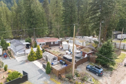 Outdoor Deck Photo of 19452 Silver Skagit Road, Hope, BC