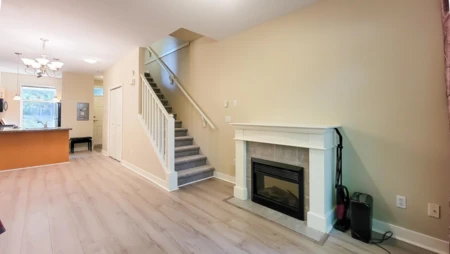 Kitchen Island Photo of 47 15353 100 Avenue, Surrey, BC