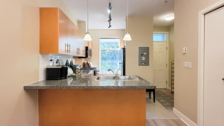 Kitchen Photo of 47 15353 100 Avenue, Surrey, BC