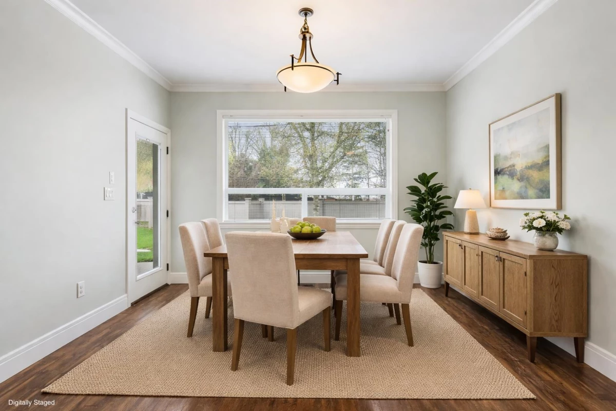 Living Room Photo of 46364 Bedford Parkway, Chilliwack, BC