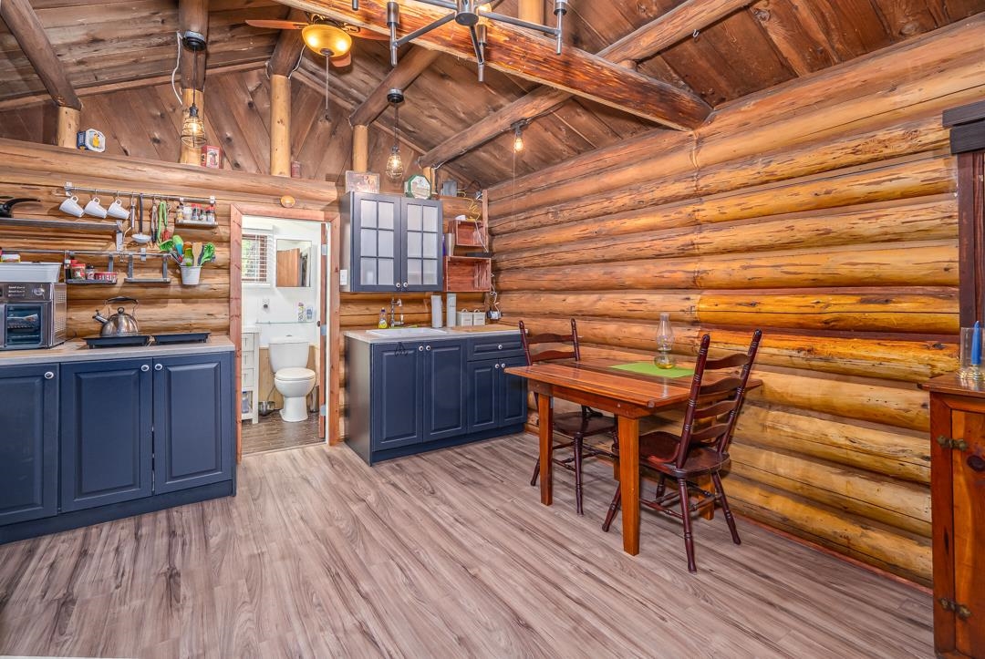 Dining Area Photo of 7 19743 Foster Road, Hope, BC