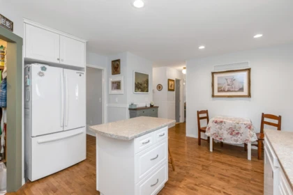 Primary Bedroom Photo of 26497 126 Avenue, Maple Ridge, BC