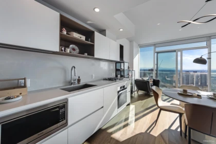 4709 6000 Mckay Avenue, Burnaby, BC, Burnaby — Apartment/Condo for sale