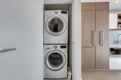 Guest Bathroom Photo of 4709 6000 Mckay Avenue, Burnaby, BC