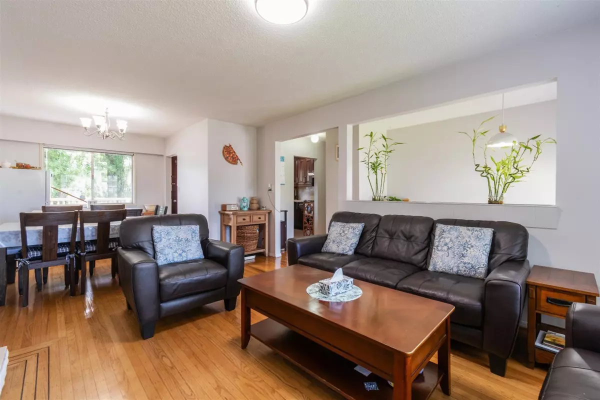 Family Room Photo of 8082 112 Street, Delta, BC
