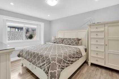 Walk-In Closet Photo of 12991 59 Avenue, Surrey, BC