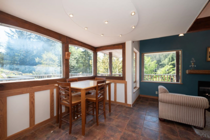 Kitchen Island Photo of 1293 Westside Road, Bowen Island, BC
