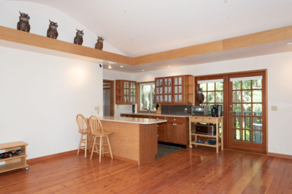Outdoor Kitchen Photo of 1293 Westside Road, Bowen Island, BC