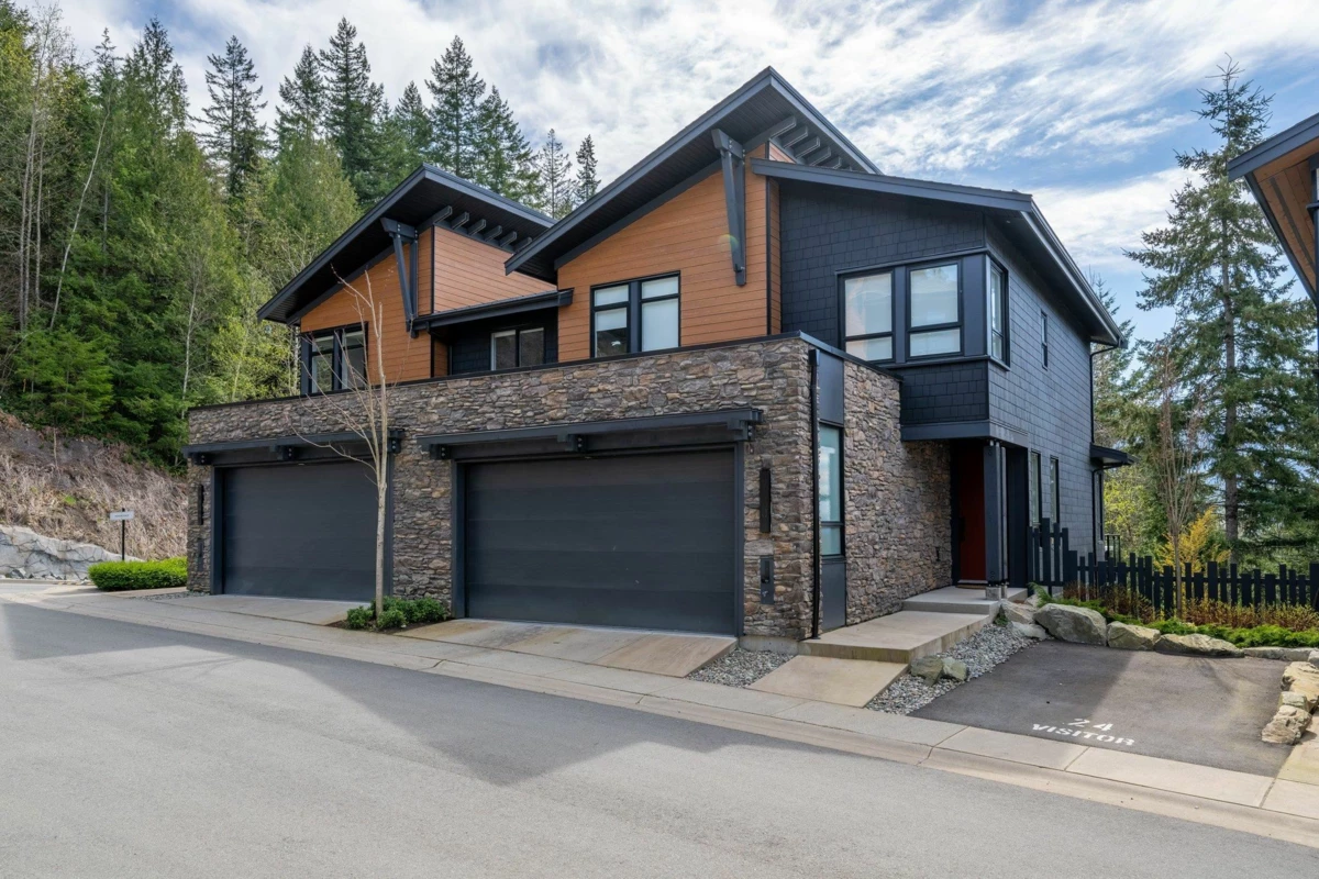 Exterior Rear Photo of 41203 Highline Place, Squamish, BC