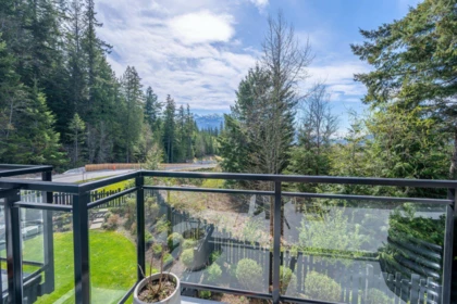 Breakfast Nook Photo of 41203 Highline Place, Squamish, BC
