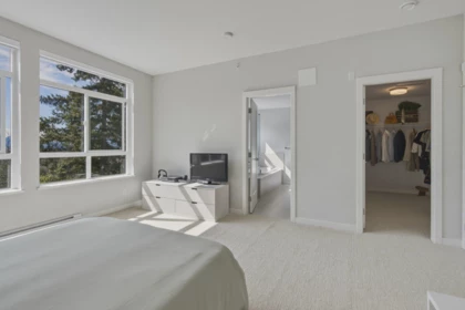 Entry Foyer Photo of 41203 Highline Place, Squamish, BC