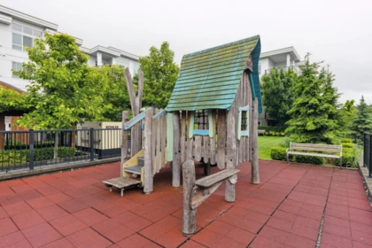 Front Yard Photo of 511 4688 Hawk Lane, Delta, BC