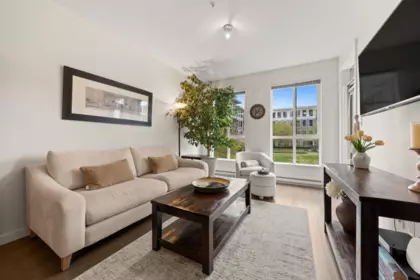 Breakfast Nook Photo of 231 15138 34 Avenue, Surrey, BC