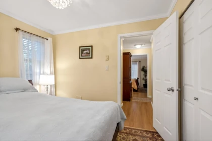 Laundry Room Photo of 1 123 Seventh Street, New Westminster, BC