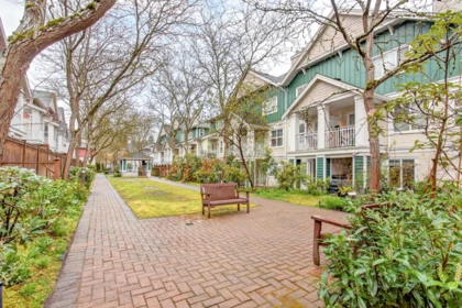 Outdoor Kitchen Photo of 1 123 Seventh Street, New Westminster, BC