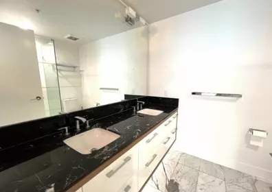 Kitchen Island Photo of 1605 4360 Beresford Street, Burnaby, BC