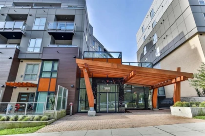 Hallway Photo of B108 9689 140 Street, Surrey, BC