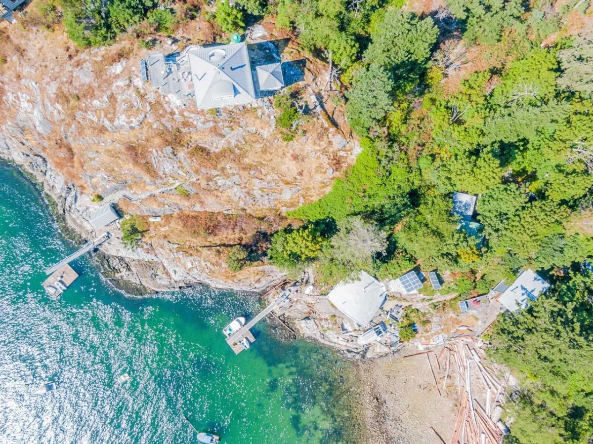 Exterior Front Photo of 55 Passage Island, West Vancouver, BC