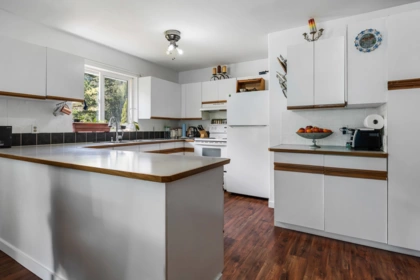 Kitchen Island Photo of 66506 Kawkawa Lake Road, Hope, BC