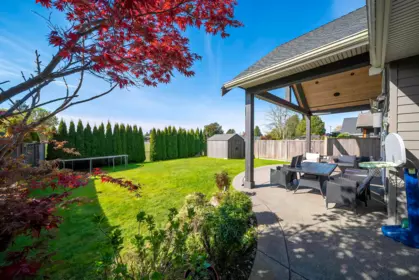 Outdoor Kitchen Photo of 5500 52 Avenue, Ladner, BC