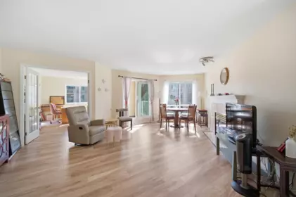 212 7437 Moffatt Road, Richmond, BC, Richmond — Apartment/Condo for sale