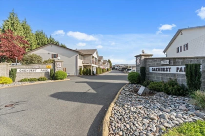 8 32959 George Ferguson Way, Abbotsford, BC, Abbotsford — Townhouse for sale