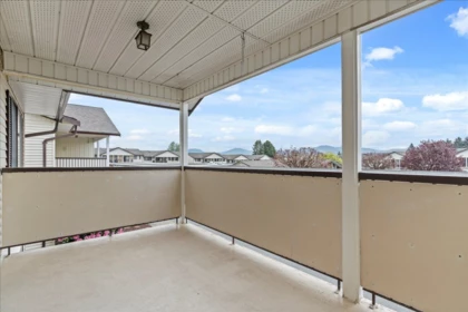 Hallway Photo of 8 32959 George Ferguson Way, Abbotsford, BC