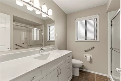 Office / Den Photo of 8 32959 George Ferguson Way, Abbotsford, BC