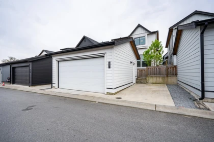Playground / Recreational Area Near 19671 76a Avenue, Langley, BC
