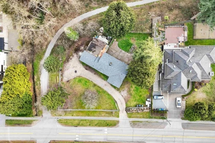 12136 New Mclellan Road, Surrey, BC, Surrey — Single Family Residence for sale