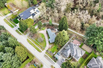 12136 New Mclellan Road, Surrey, BC, Surrey — Single Family Residence for sale