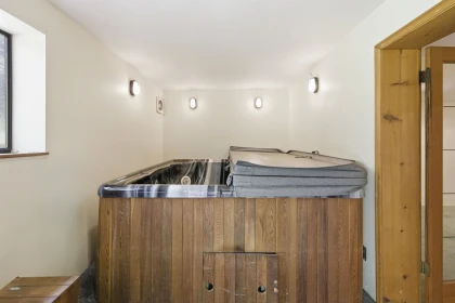 Mudroom Photo of 1215 Cypress Place, Port Moody, BC