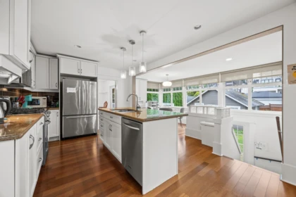 Breakfast Nook Photo of 3276 W 21st Avenue, Vancouver, BC