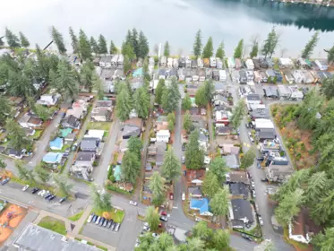 Community Amenities Photo (Clubhouse) of 298 Hemlock Street, Cultus Lake, BC