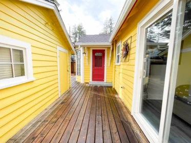Hot Tub / Spa Photo of 298 Hemlock Street, Cultus Lake, BC