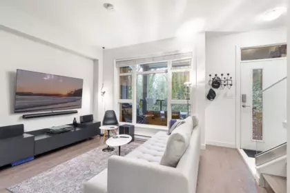 307 2135 Heritage Park Lane, North Vancouver, BC, North Vancouver — Townhouse for sale