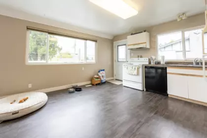 Breakfast Nook Photo of 1448 Helen Drive, Port Coquitlam, BC