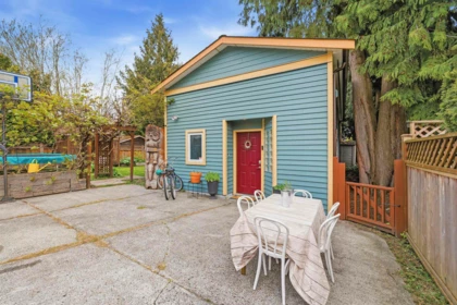 Outdoor Kitchen Photo of 4554 48b Street, Ladner, BC