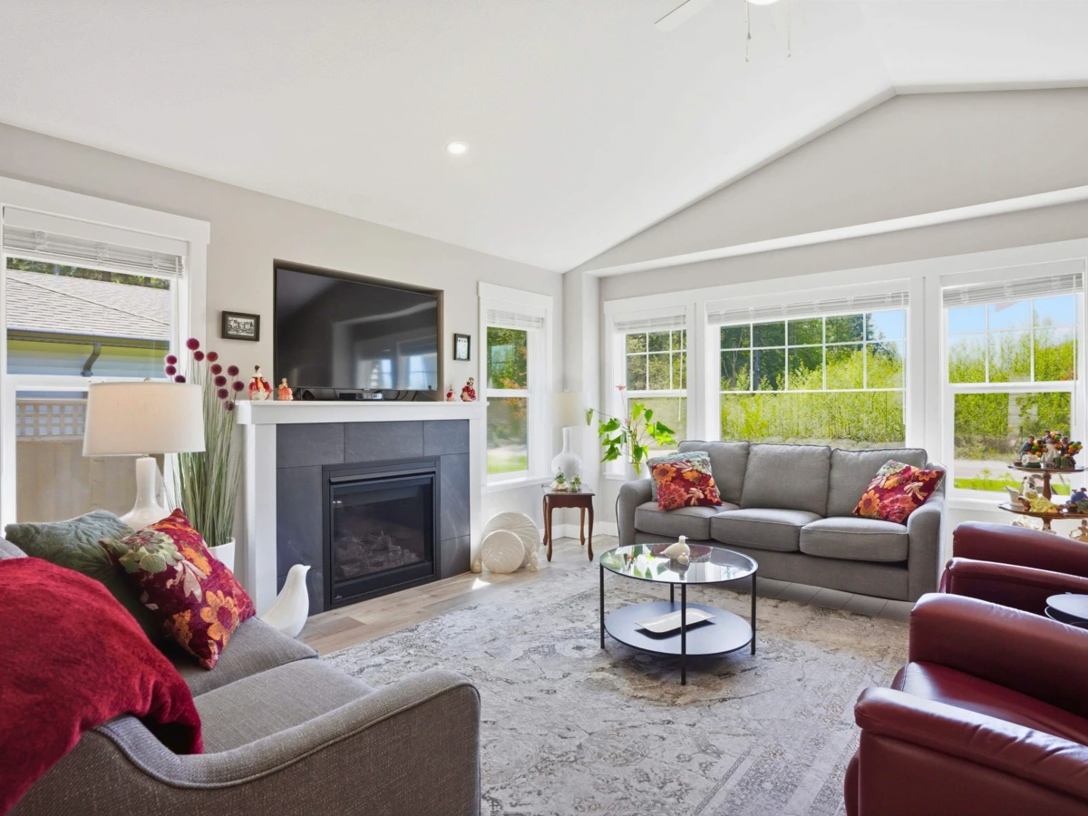 Family Room Photo of 1024 Celia Crescent, Gibsons, BC