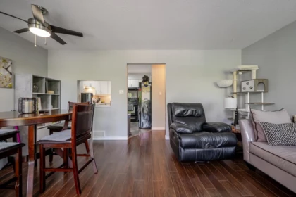 Kitchen Photo of 46 12180 189a Street, Pitt Meadows, BC