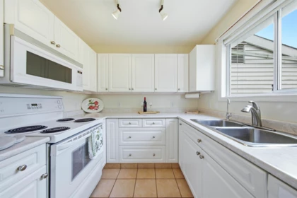 Breakfast Nook Photo of 36 2345 Cranley Drive, Surrey, BC