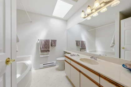 Guest Bathroom Photo of 36 2345 Cranley Drive, Surrey, BC