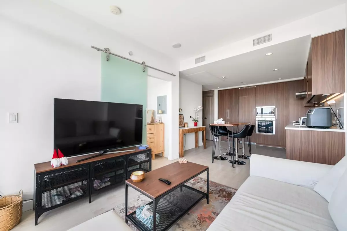 Dining Area Photo of 3201 4720 Lougheed Highway, Burnaby, BC