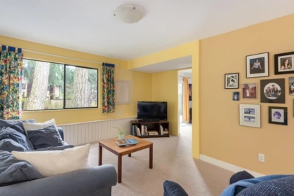 Mudroom Photo of 2376 King Albert Avenue, Coquitlam, BC