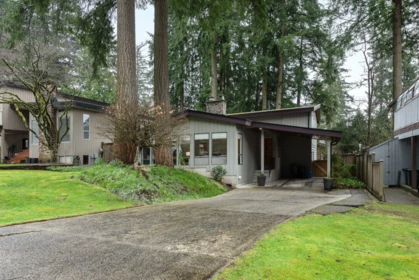 Outdoor Deck Photo of 2376 King Albert Avenue, Coquitlam, BC